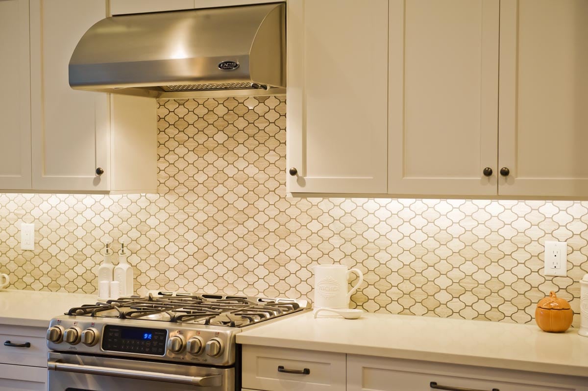 genometric kitchen tile backsplash